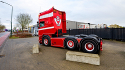 20260201-Tom-Holding-00019